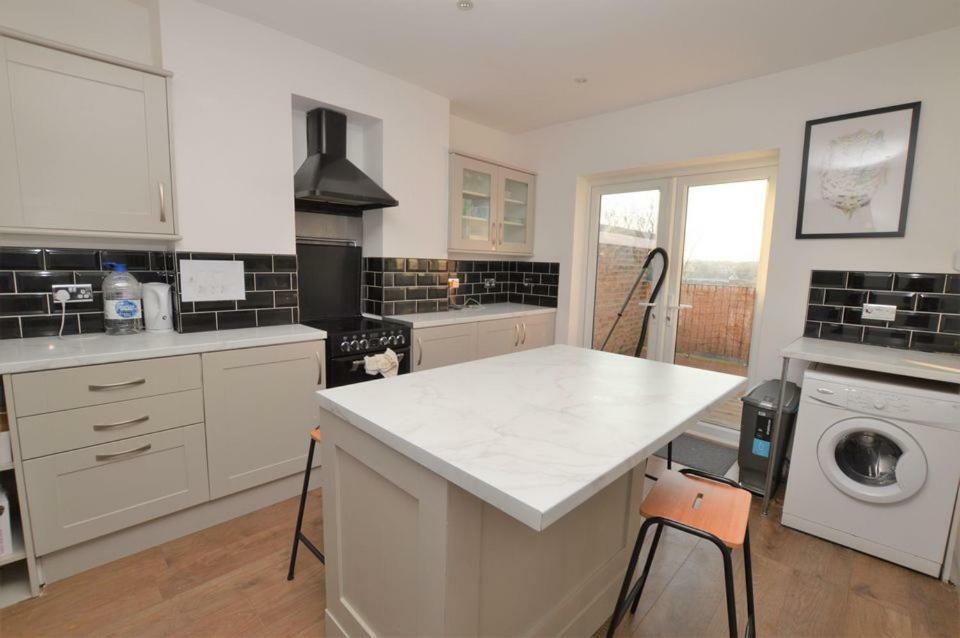 Arklow Serviced Apartments Ramsgate Exterior photo